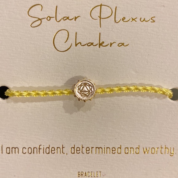 💛 Chakra string Bracelet - Picture 3 of 3